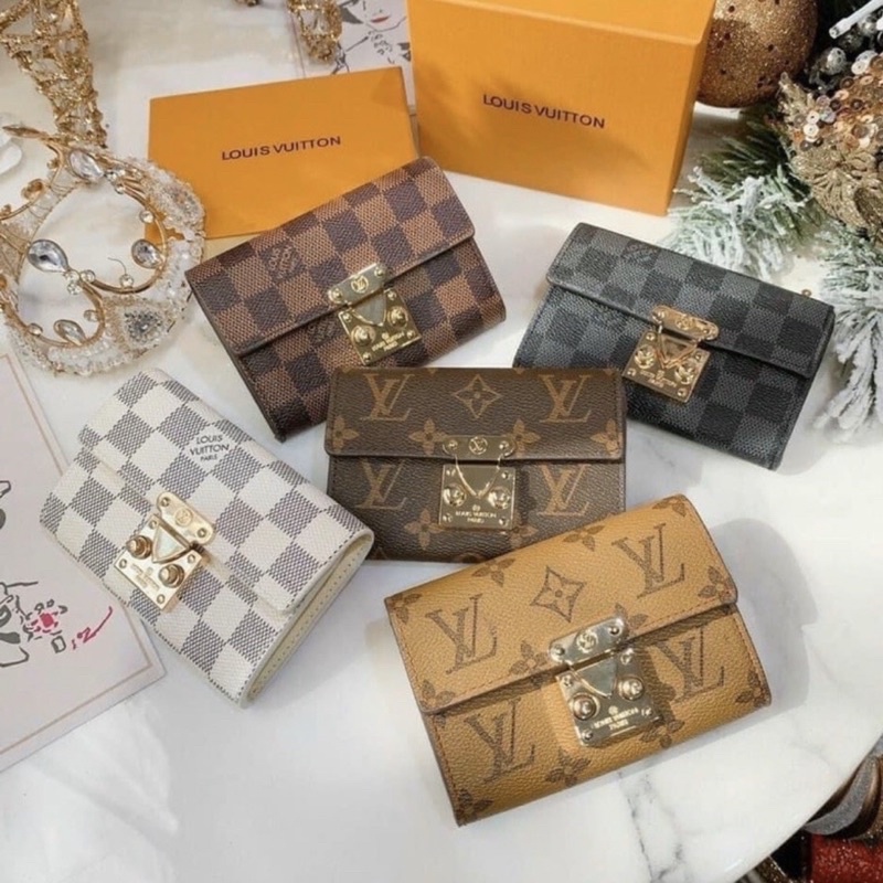 Mẫu ví ngắn khoá vuông hàng chuẩn loại 1 ( có hộp)