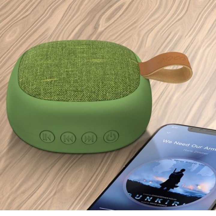 Loa Bluetooth không dây hoco BS31 V4.2 Pin 600mah , móc da hiện đại , loa không dây hiện đại của hoco.