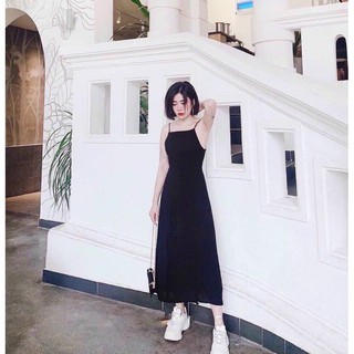 Đầm váy freesize đen 2 dây xẻ tà