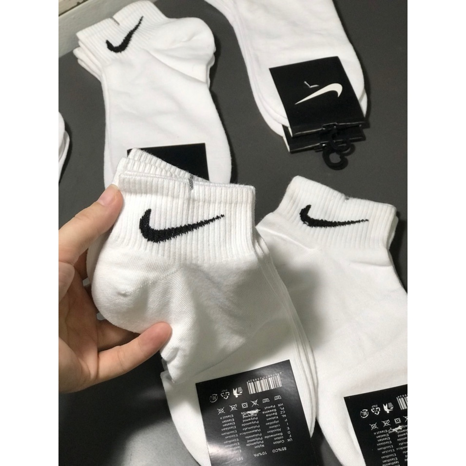 Tất ngắn cổ Nike thấm hút mồ hôi
