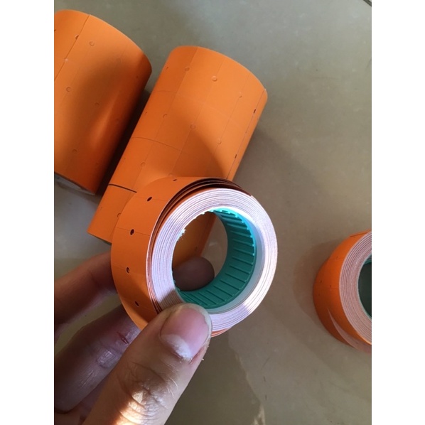 Giấy dán giá tiền - giấy ghi giá tiền cuộn màu cam
