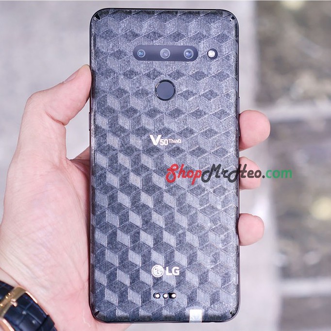 [Mã ELFLASH3 hoàn 10K xu đơn 20K] SKin Dán Mặt Sau Lưng Vân 3D LG V50 - V50s - G8x - Carbon, hình hộp, nhám, Vân da