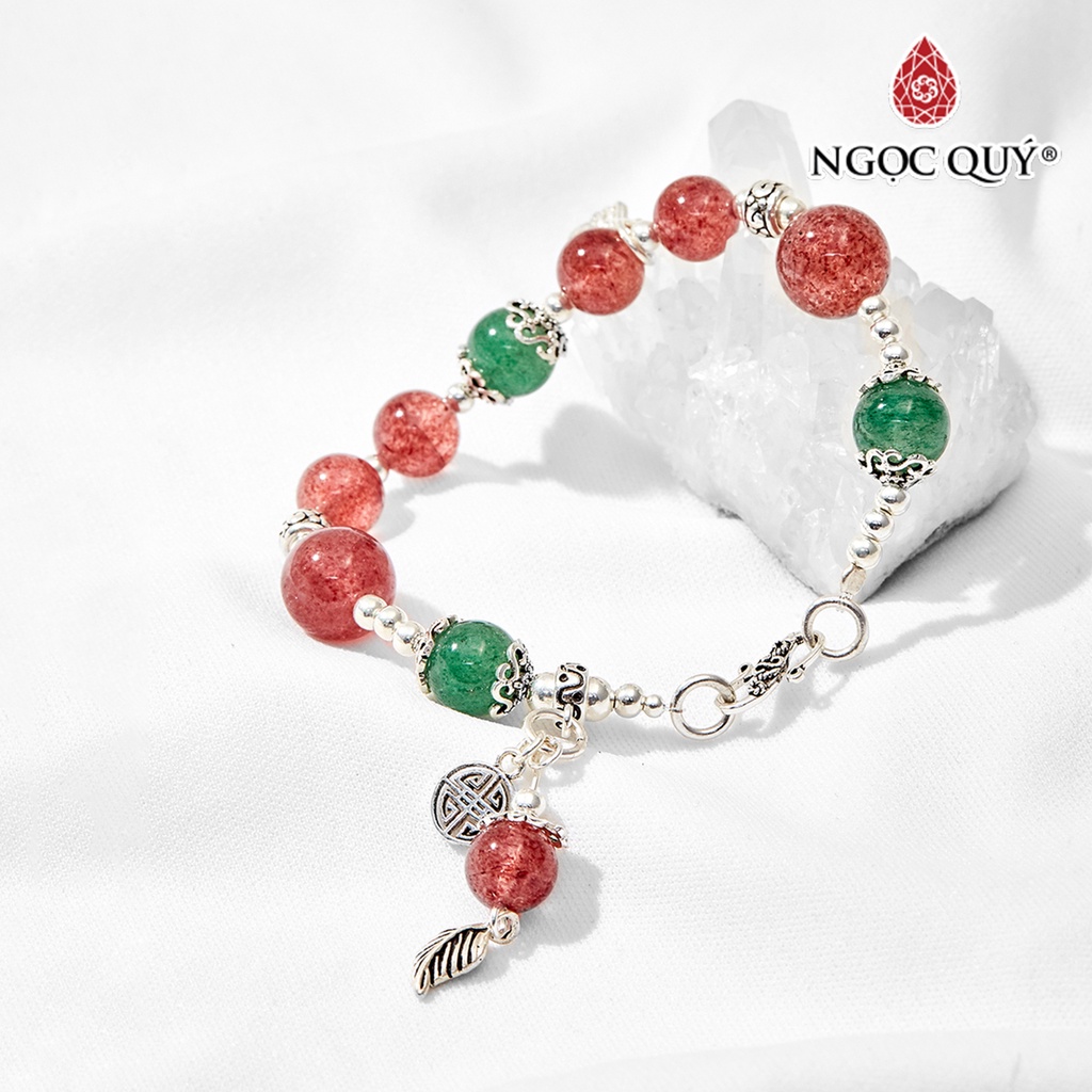 Vòng tay TA dâu phối charm lá - Ngọc Quý