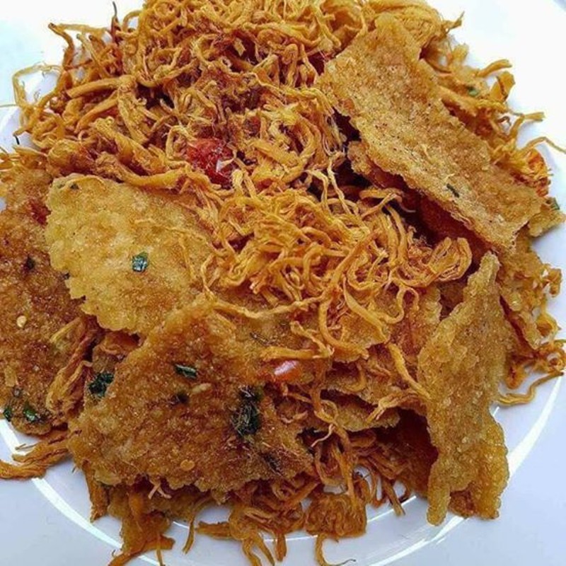 hũ cơm cháy lắc khô gà 500g