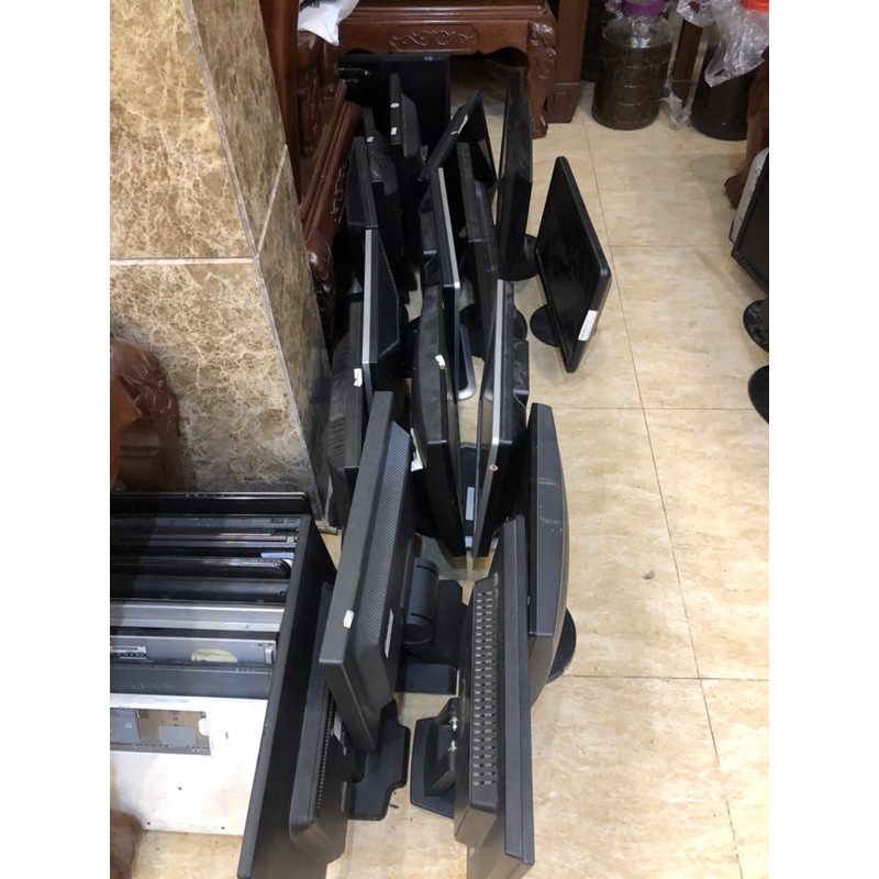 Màn PC cũ từ 400 đến 800