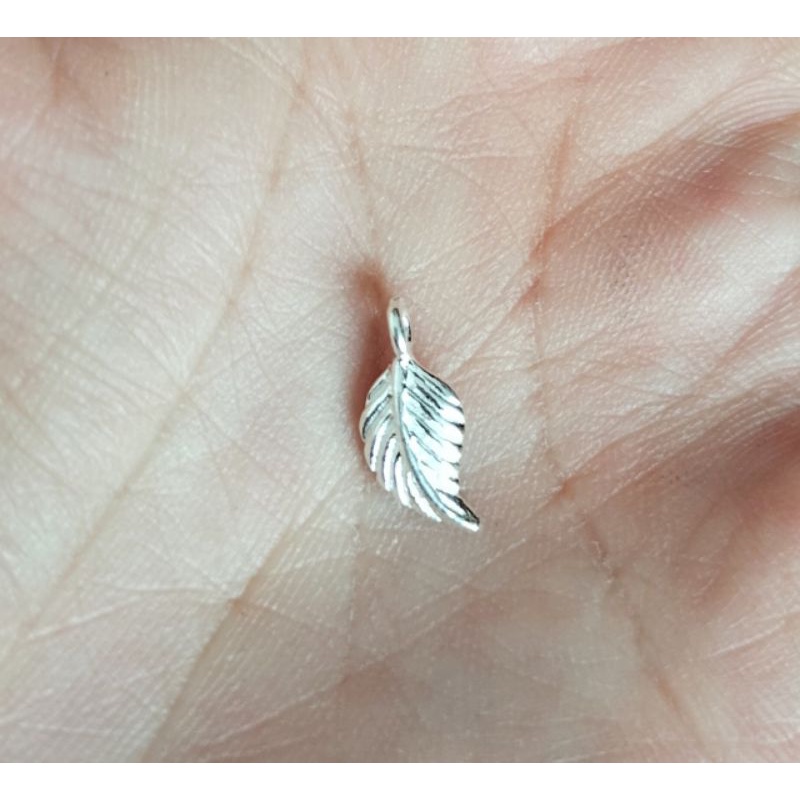 Charm bạc 925 hình chiếc lá vĩnh viễn bảo hành
