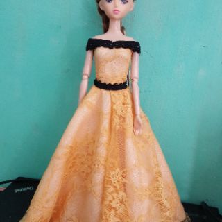 Đầm  cho búp bê babie