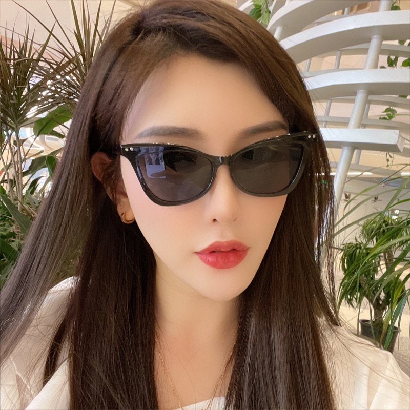 Kính mát gọng mắt mèo phong cách Hàn Quốc thời trang cho nữ