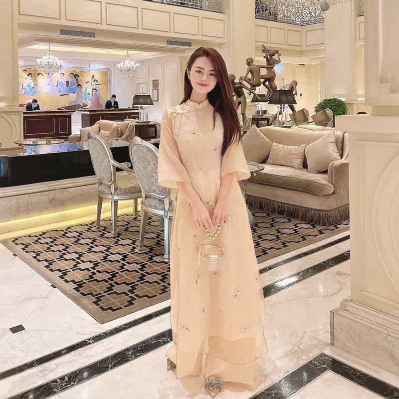 Áo Dài Thêu Tay “Hạ Chi”_Áo Dài Thiết Kế May Sẵn