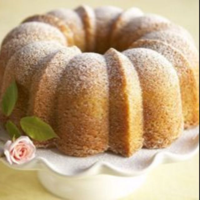 Khuôn bánh bundt aniversary nordic ware