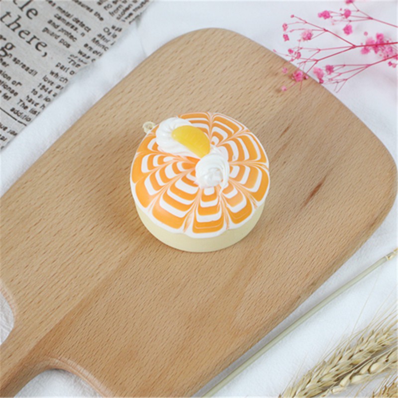 Đồ Chơi Nắn Bóp Hình Bánh Kem Thiết Kế Ngộ Nghĩnh