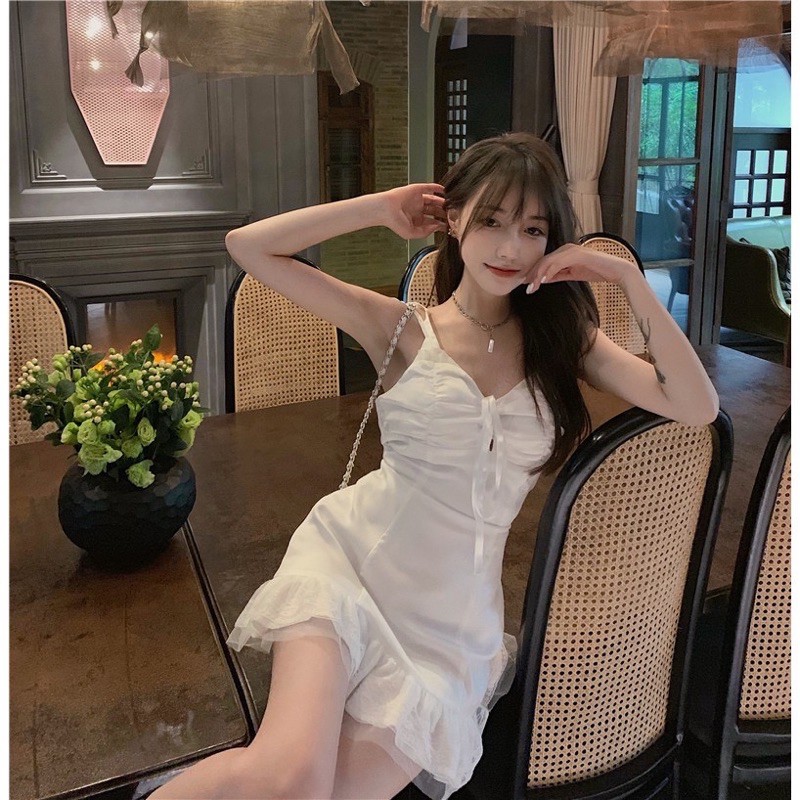 Đầm trắng tiểu thư vintage