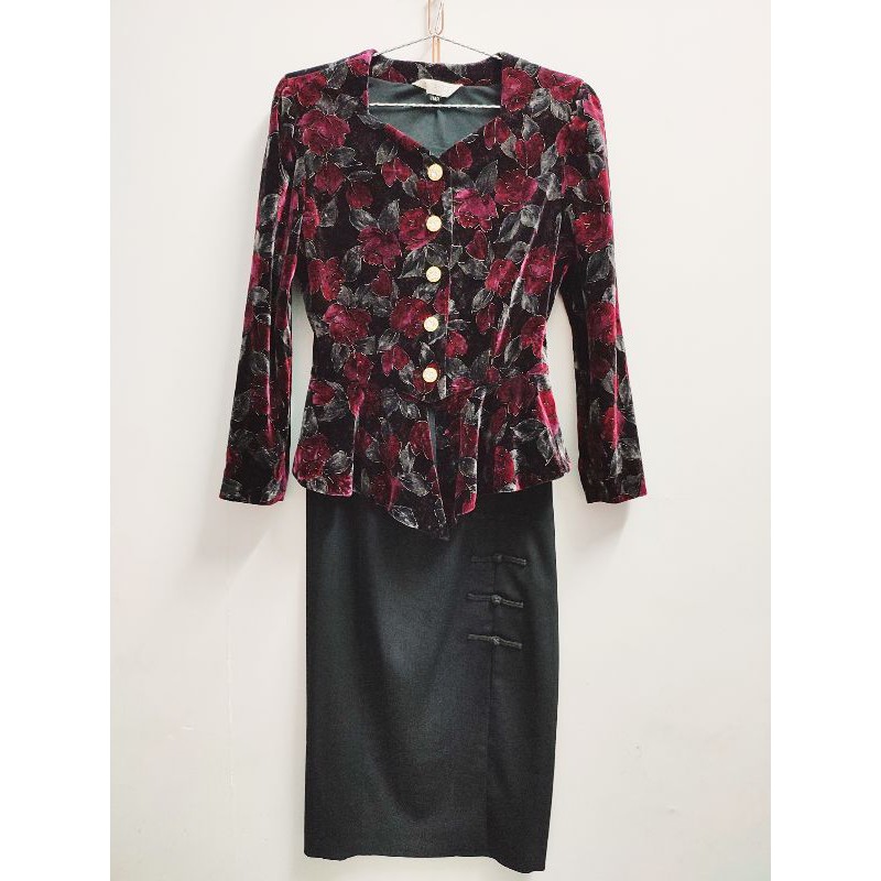 Áo peplum nhung hoa ánh kim