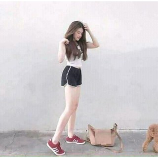 ......  quần đùi nữ hot hot