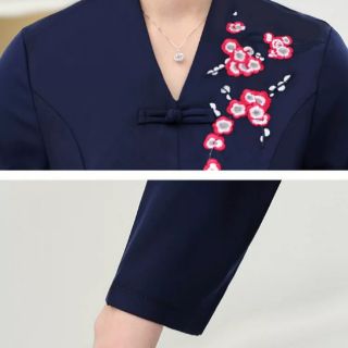 Đầm nữ trung niên