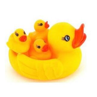 đàn vịt mẹ con thả bồn tắm cho bé(loại to)