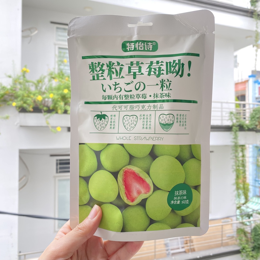 Socola Bọc Dâu Tây 4 Vị Túi 60g - Kẹo Ngọt Trái Cây