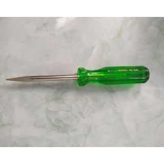 Mũi vít 4 cạnh mũi nhọn Vessel Nhật
