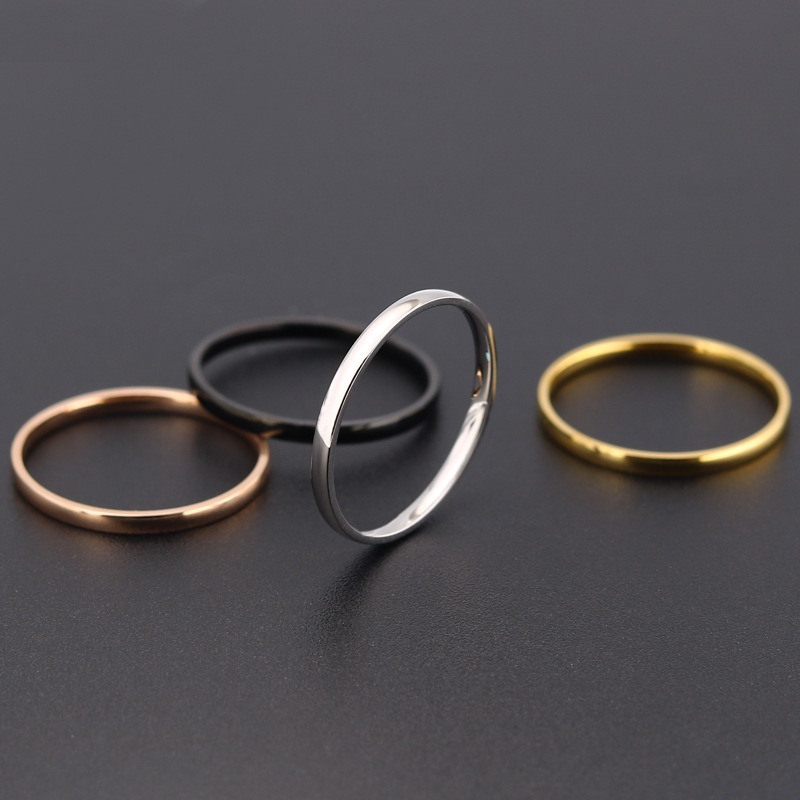Nhẫn Cincin Wanita Bằng Thép Titan Màu Vàng / Bạc 2mm Đơn Giản Thời Trang Hàn Quốc Cho Nam Và Nữ