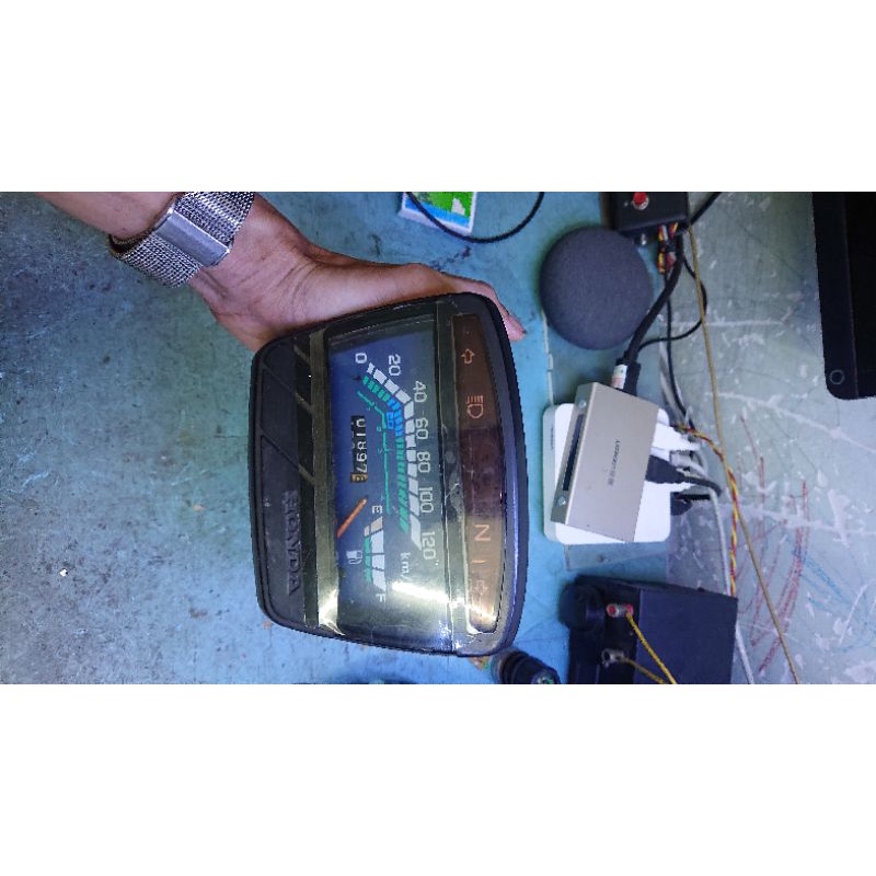 Đồng hồ xe dream