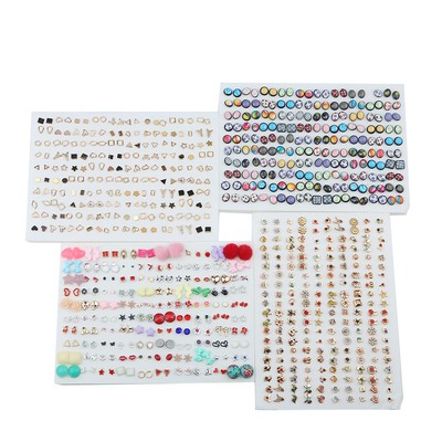 （Phong cách ngẫu nhiên）Set 100 Đôi Khuyên Tai Beadia Đính Đá Nhiều Kiểu Dáng Thời Trang Cho Nữ