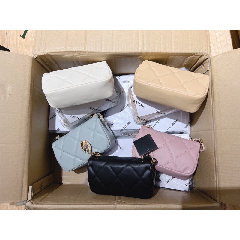 Túi Lyn ô trám khoá trái tim ngọc