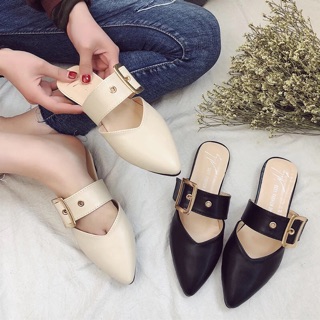 Sục mũi nhọn có quai ngang
