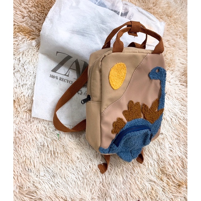 Balo khủng long bé trai