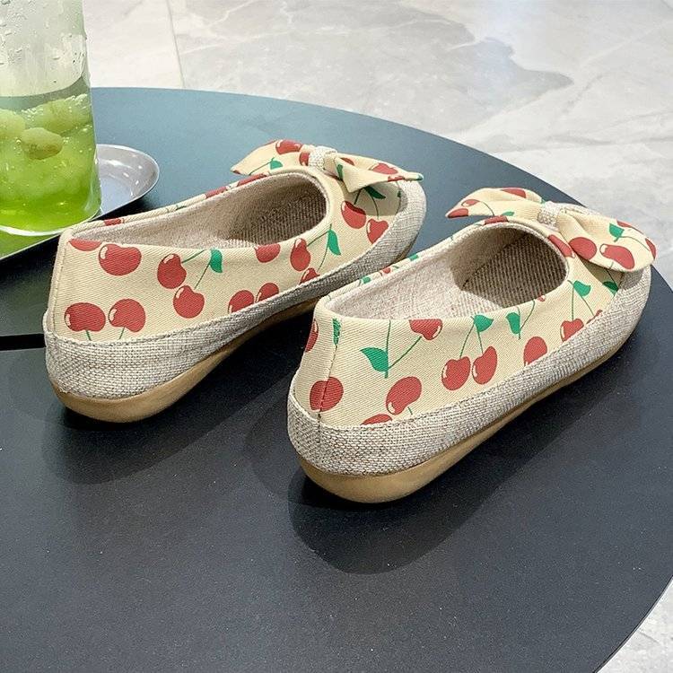 Giày Lười Đế Mềm Họa Tiết Dễ Thương | BigBuy360 - bigbuy360.vn