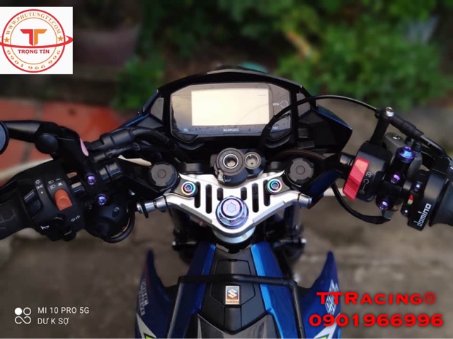 Chảng ba trên CNC TTR Suzuki Satria Raider Fi