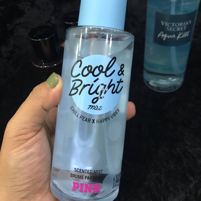 Xịt thơm hương nước hoa toàn thân body mist Victoria Secret Cool & Bright