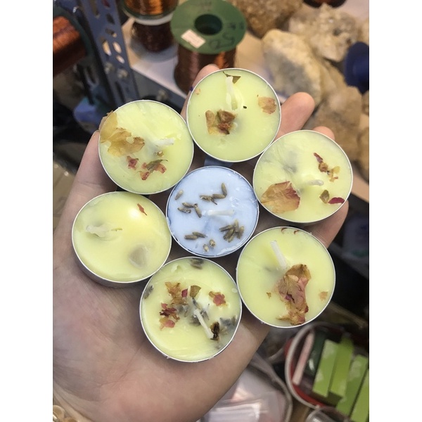 Nến Tealight sáp bơ hoa khô handmade