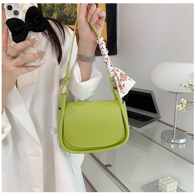 Túi đeo dưới cánh tay Thời Trang Mùa Hè Hàn Quốc 2022 Mới Mẻ Cho Nữ Gylb1587