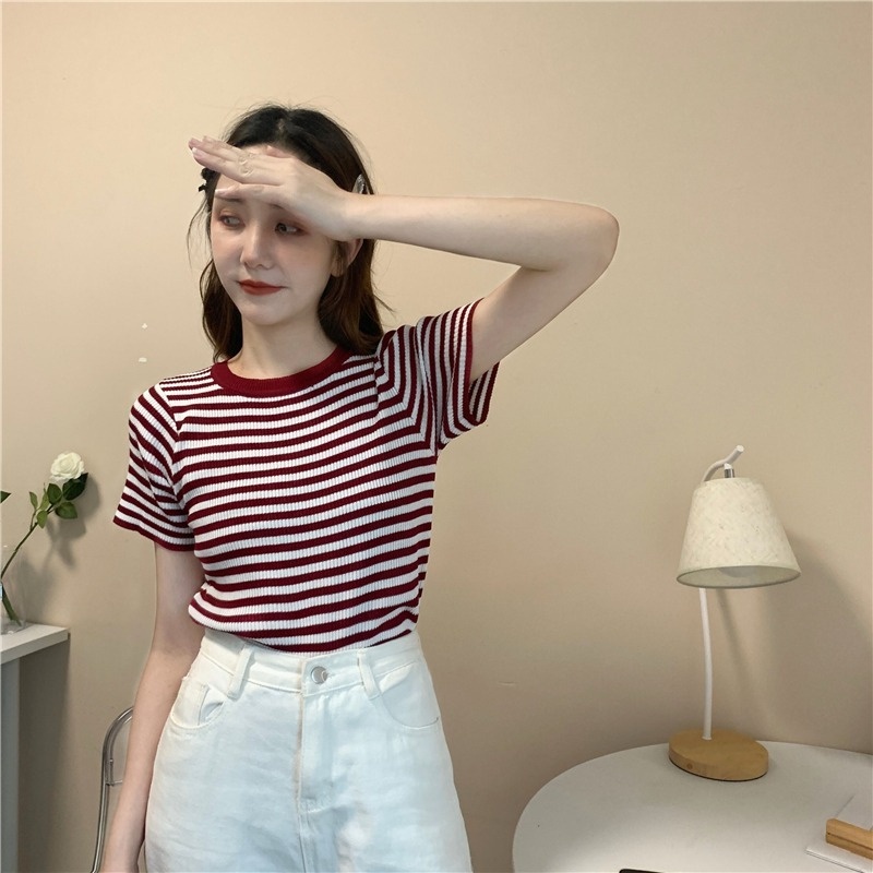 [Hana And Alice] Áo Thun Dệt Kim Vải Lụa Lạnh Dáng Ôm Họa Tiết Kẻ Sọc Thời Trang