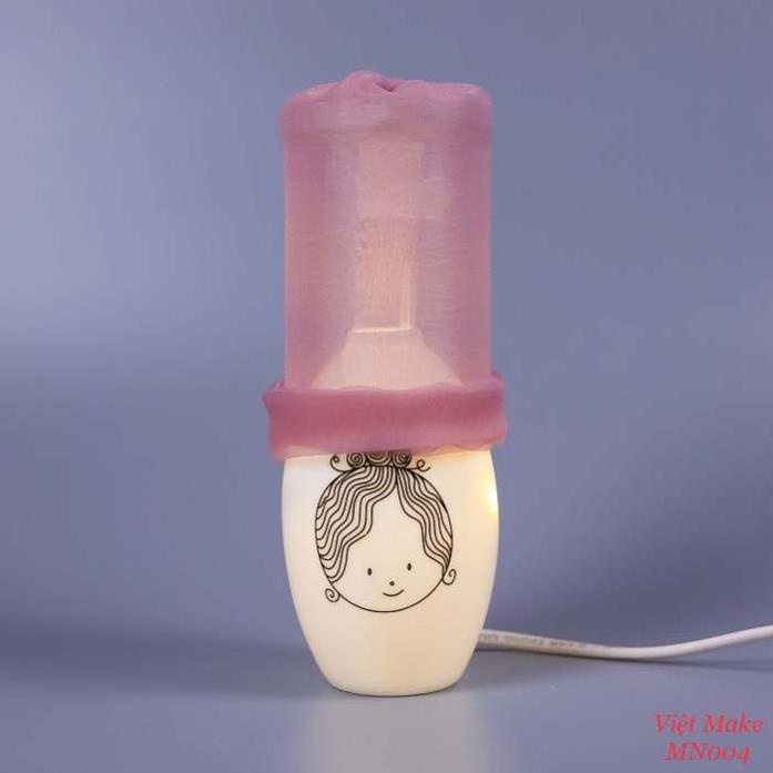 Đèn cô bé mùa đông Gốm Sứ Bát Tràng trang trí nội thất, đèn để bàn phòng ngủ