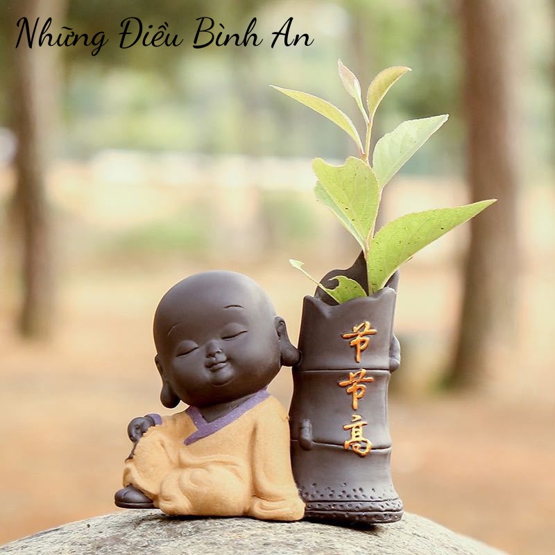 Tượng chú tiểu ôm chậu cây GỐM TỬ SA  phong thuỷ trồng cây, cắm hoa để bàn  💕FREESHIP 50k💕 Những Điều Bình An