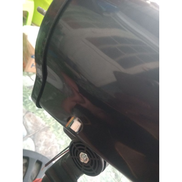 Đầu quạt b3 12v sử dụng động cơ motor không chổi than. điện áp hoạt động từ 12v đến 30v.