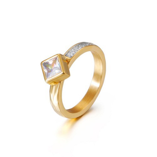 Nhẫn Nữ Đá Nhân Tạo Hình Vuông Titan Ko Đen TT 2631