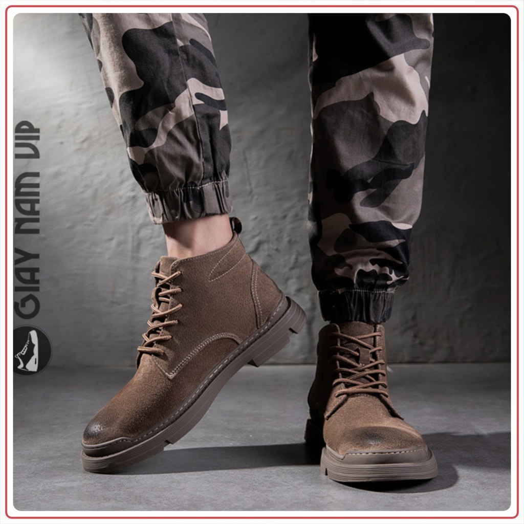 Giày Boot Nam Da Lộn Cao Cổ Đẹp Hàn Quốc GIAYNAMVIP Giày Bốt Nam Cổ Cao Nâu Bụi Bặm GNK18 | BigBuy360 - bigbuy360.vn