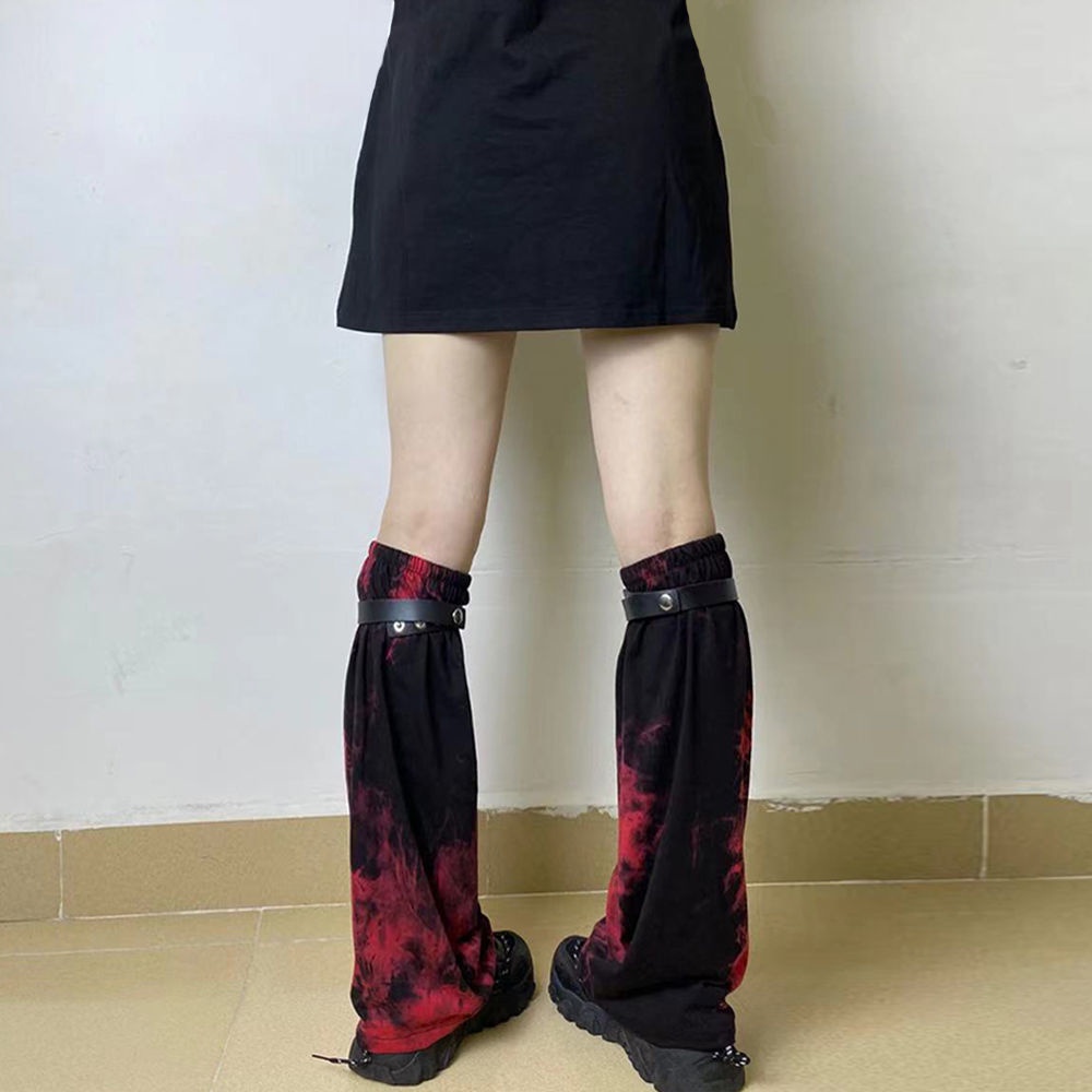 Y2k socks scarlet tie-dyed personalized punk women's socks Gothic middle tube Street foot cover Japanese dark Loli Tuku leg cover