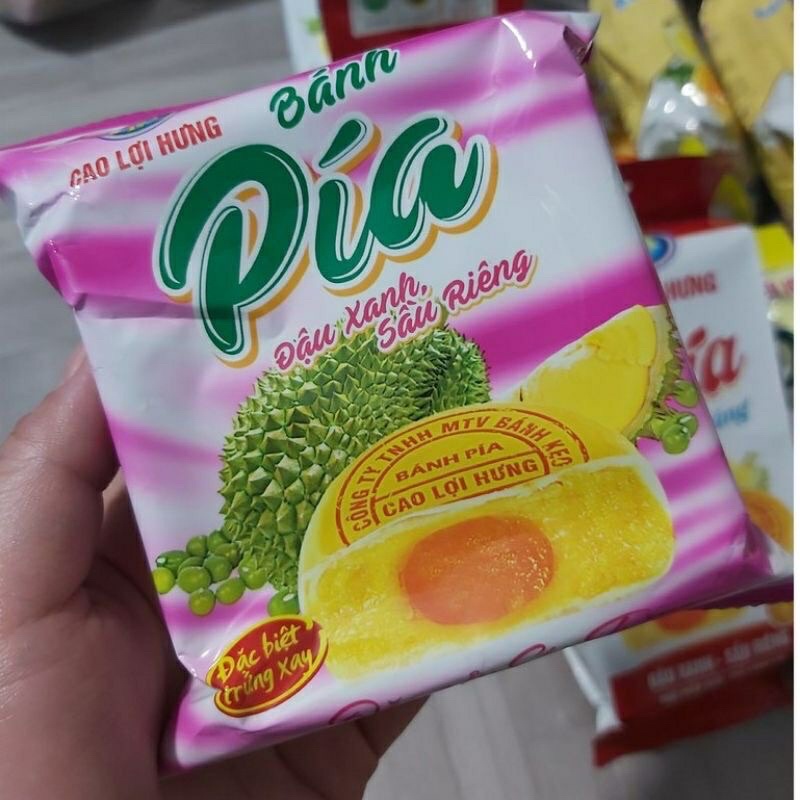 Bánh pía Sóc Trăng đậu xanh/lá dứa sầu riêng, kim sa tan chảy Cao Lợi Hưng - Bịch 1 cái - 95g/cái