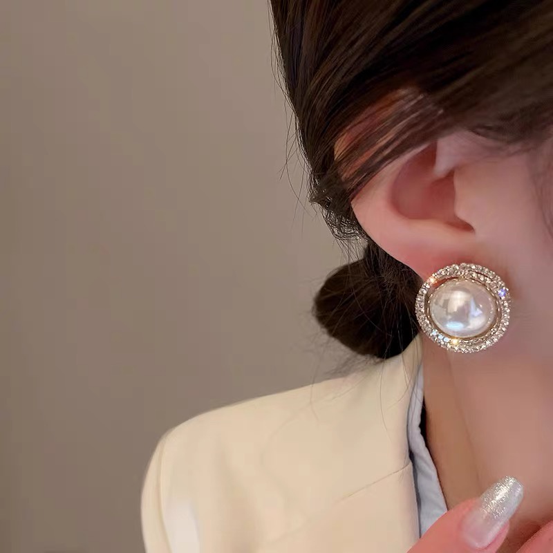 Bông Tai Hàn Quốc Hình Tròn Đính Đá Dự Tiệc Sang Trọng Qúy Phái Mainia Shop