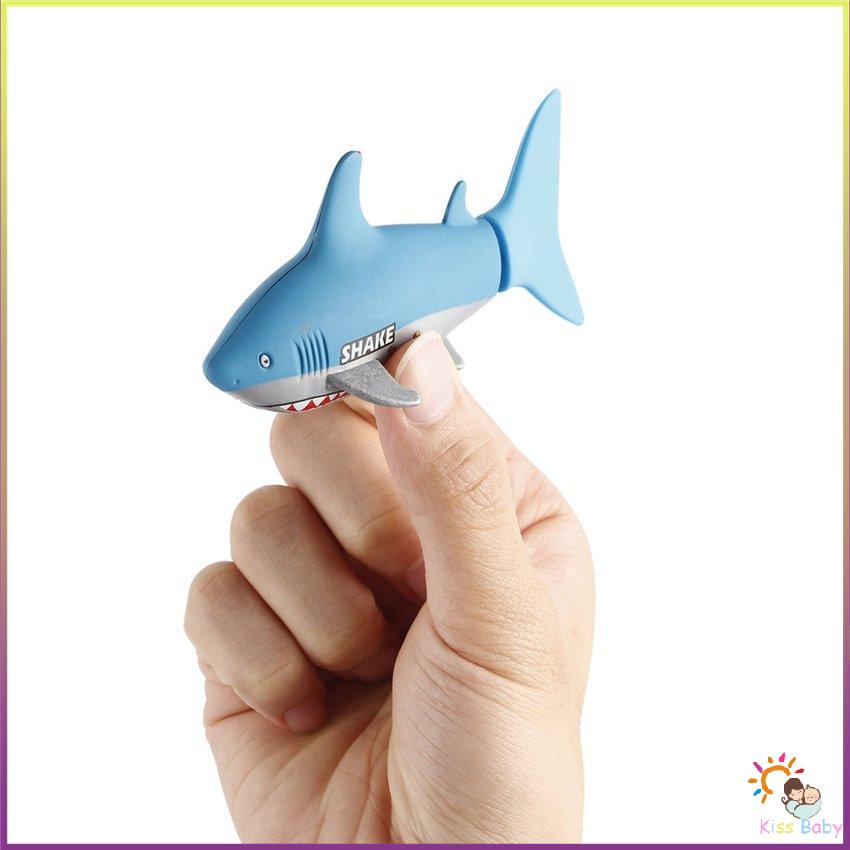 Tàu ngầm Mini RC 4 CH Từ xa Cá mập nhỏ với USB Quà tặng Giáng sinh cho trẻ em