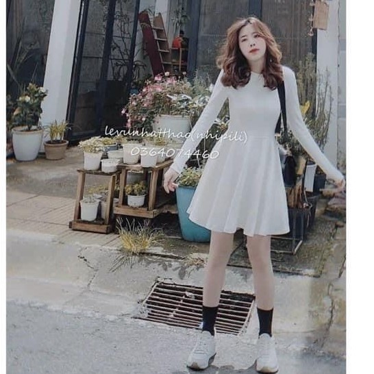 Đầm nữ dáng xòe umi - Váy trơn nữ dài tay dáng lỡ 2 màu | BigBuy360 - bigbuy360.vn