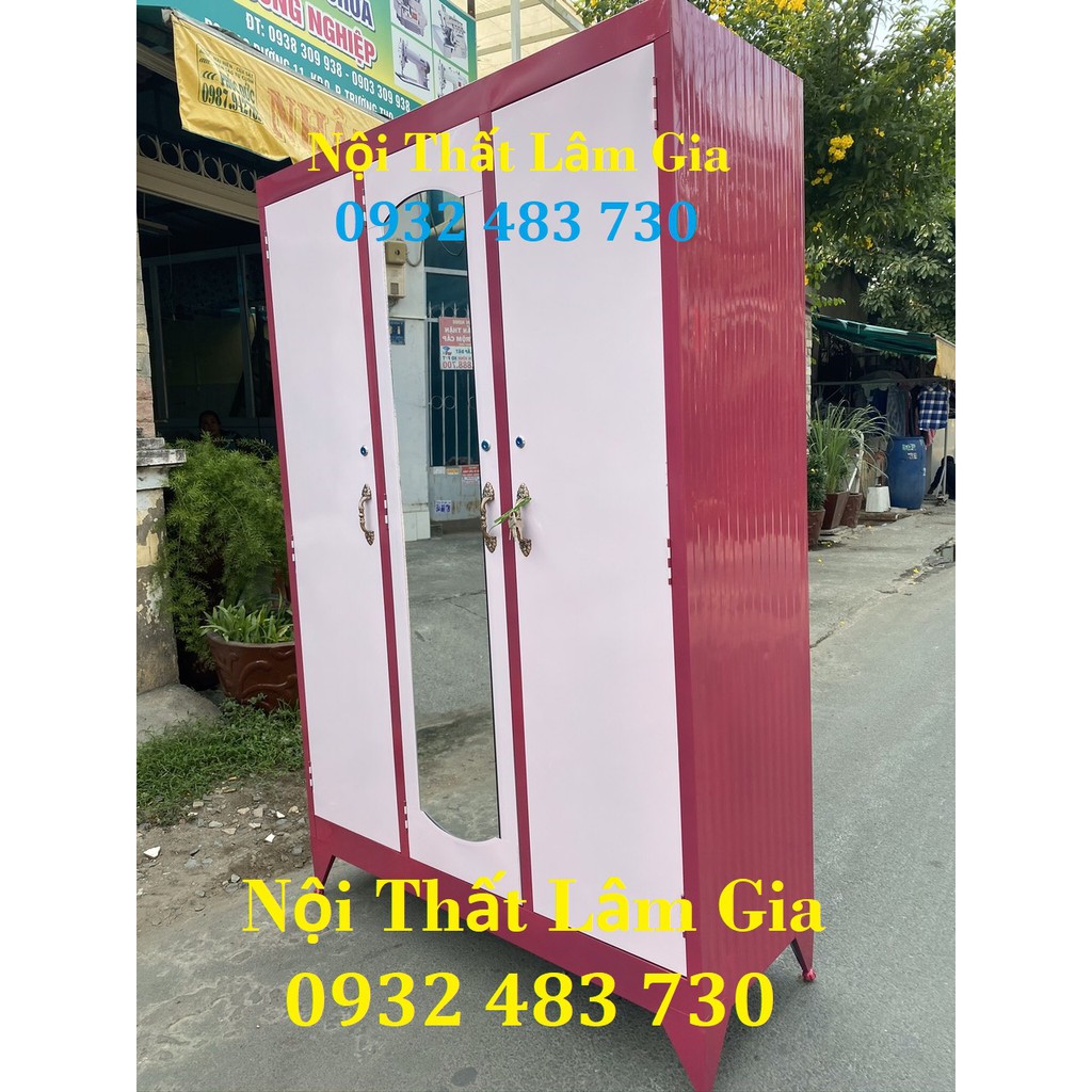 Tủ sắt quần áo ngang 1m2 3 cánh màu giả gỗ HCM