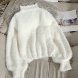 Áo len lông thỏ ấm áp