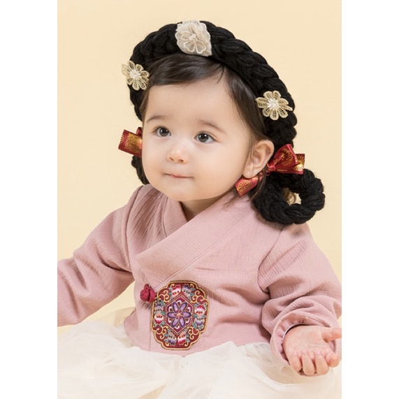 Mấn đội hanbok