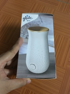 Bình xịt thơm phòng tự động Glader của Nhật