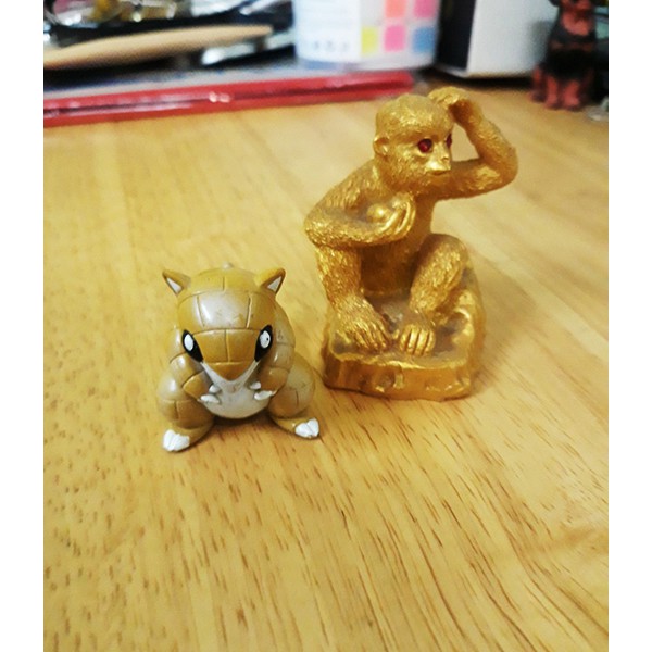 Mô Hình Pokemon Sandshrew Tomy PKM391