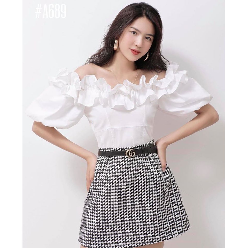 Áo peplum trễ vai viền bèo tay phồng